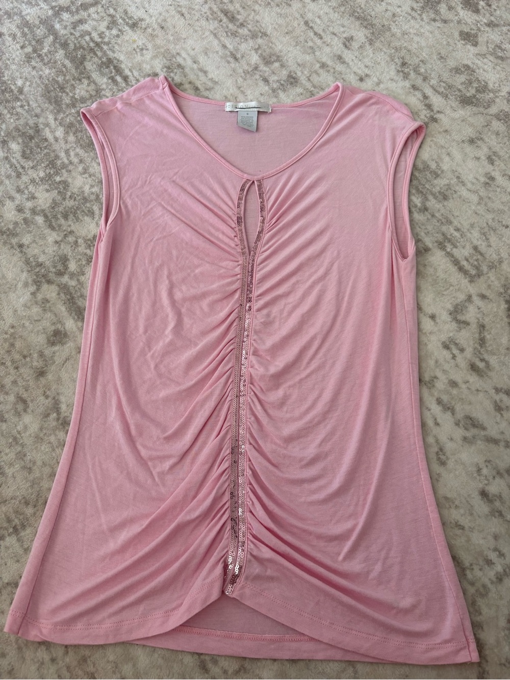 Design History Soft Pink Ruched Keyhole Tank - Picture 5 of 7